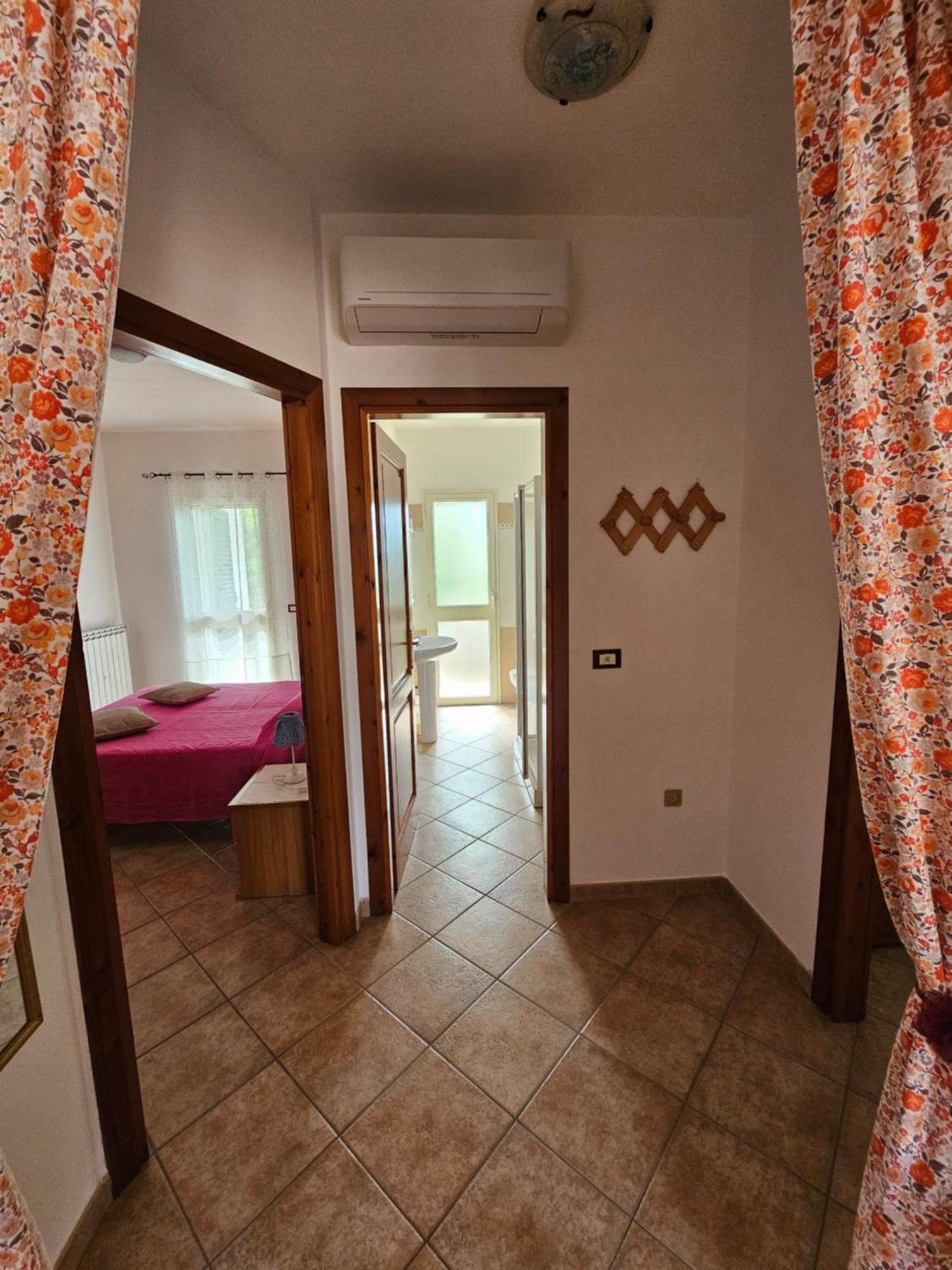 Апартаменты Casa Nurache Gesuina Орозеи Экстерьер фото